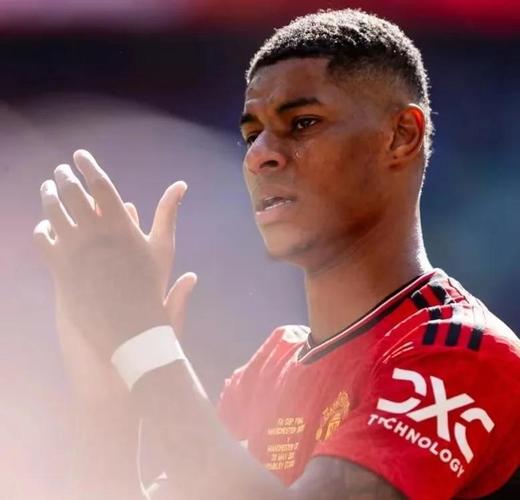 鲁尼:在目前的曼联更衣室,我和基恩都会被解雇、会被指控霸凌