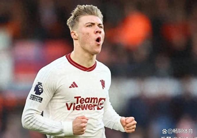 扫地出门!TA:热刺不让列维回去收东西,用车送回他和妻子的物品