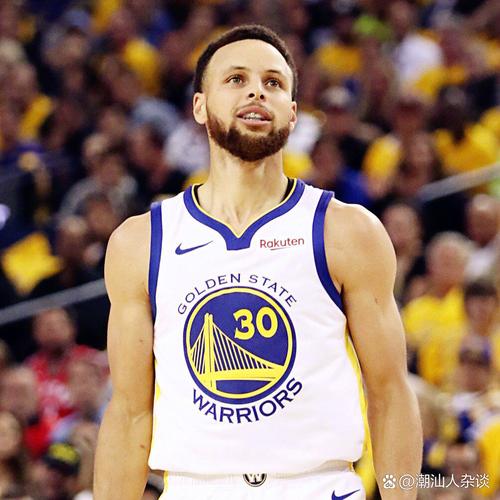 『吧友评选』🌟NBA新赛季第三控卫：斯蒂芬-库里！