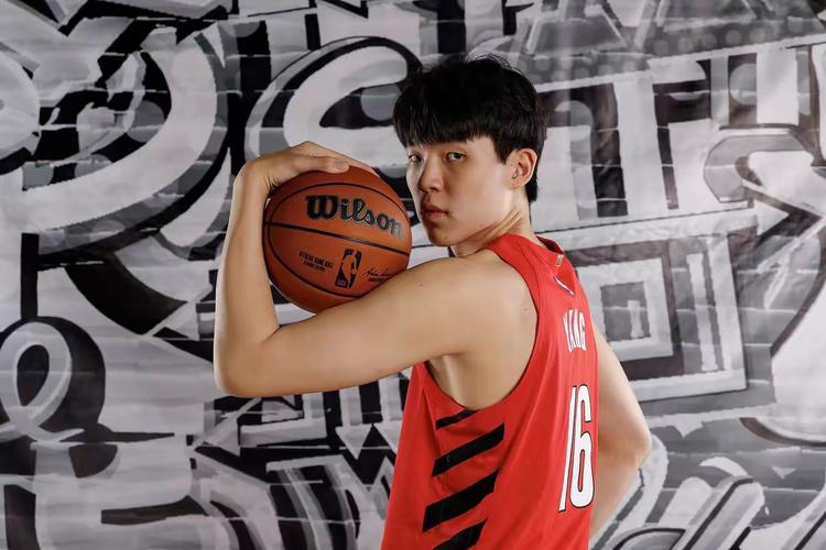 队记:不太相信杨瀚森刚打NBA就能取代罗威这样的球员