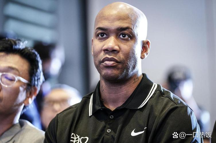 5V5时对谁印象最深?罗威:杨瀚森 他可能没完全听懂 但就学会了