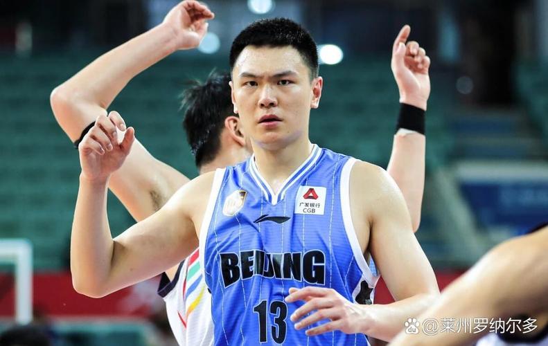 杨毅：马布里认为朱彦西是其合作过最准内线 即使NBA也没那么准的