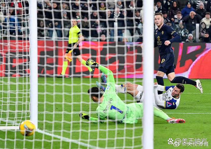 维加：尤文在我心中占据重要位置，进球后滑跪是因我全情投入比赛