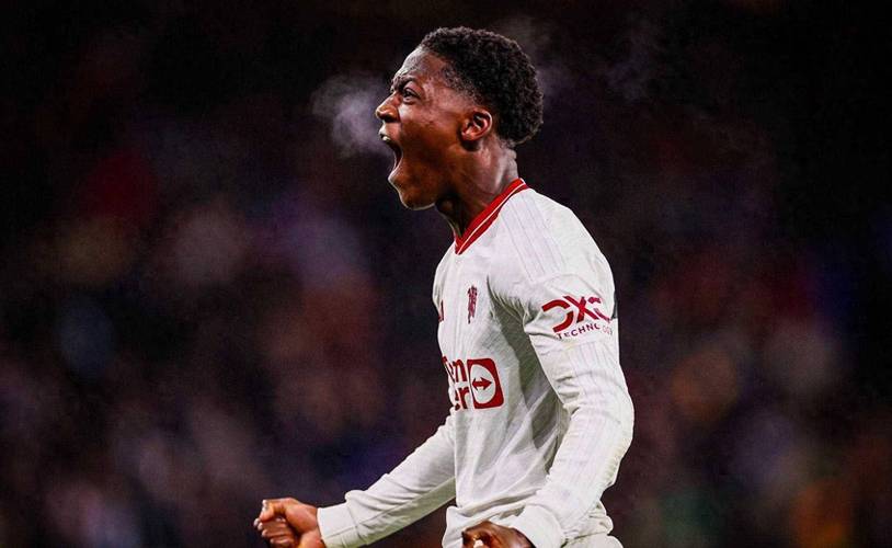 罗马诺：尤文没有与曼联谈过梅努，那不勒斯打过几通电话进行咨询