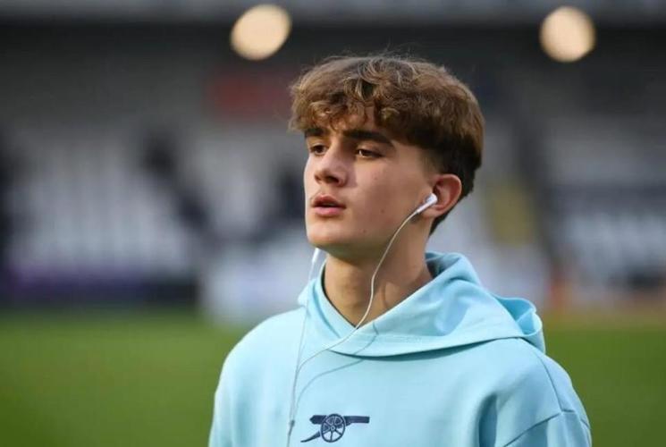 英格兰U19队名单:15岁道曼、尼奥尼、恩古莫哈、杰克-弗莱彻入围