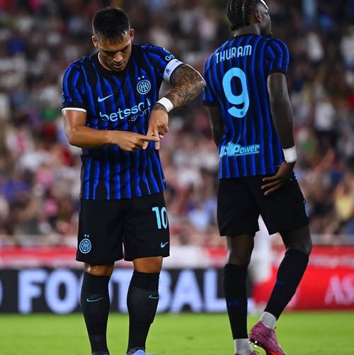 齐沃：博尼和皮奥正凭借自身实力赢得队友尊重 我要激发全员斗志