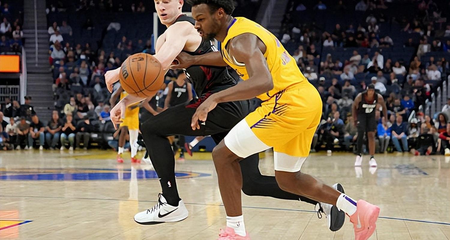 夸梅：布朗尼最多只能打夏联 湖人应该训练真正能用得着的球员