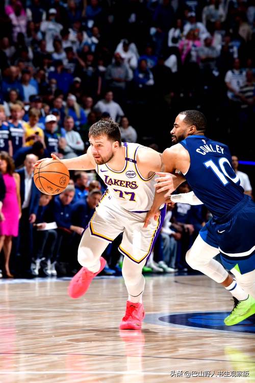 雷迪克：詹姆斯和东契奇都将缺席下一场对阵勇士的季前赛