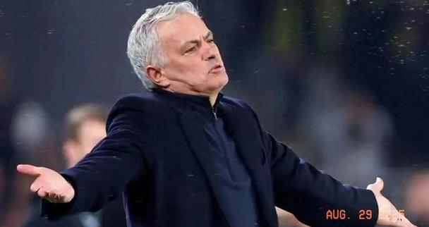 穆帅反问记者:很想知道我赚多少?你赚多少?不愿说也别问我的