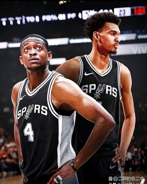 马刺VS龙狮首发：沃特斯、尚帕尼、凯尔登、哈里森-巴恩斯、文班