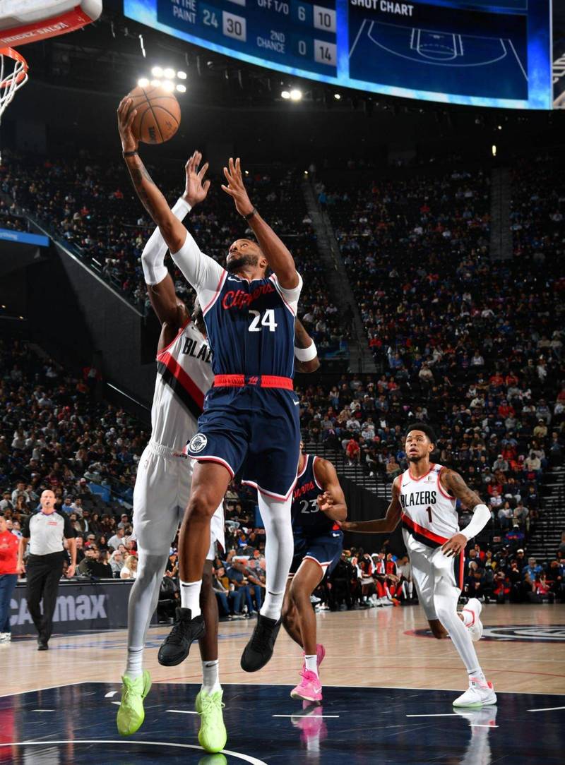 鲍威尔:约维奇会迎来一个精彩的赛季 他未来会非常出色