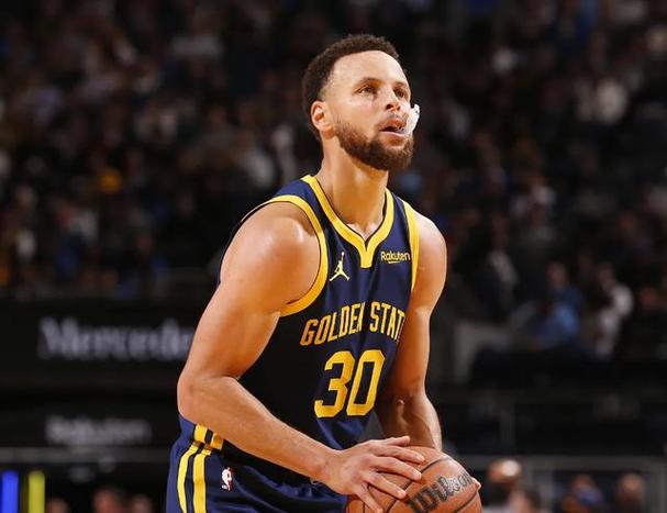 赛斯:小时候我和斯蒂芬在家什么都争 他对我加入勇士持开放态度