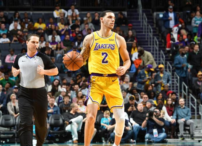 基德:弗拉格表现不可思议 大家看到了他的防守&组织&得分能力