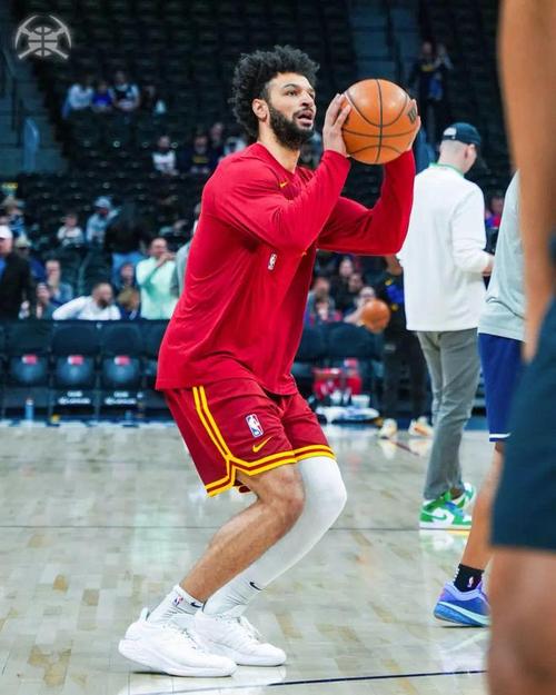 状态不错!贾马尔-穆雷10中6得17分4板2助 三分6中3