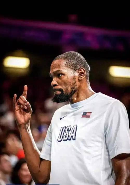 继续命中！杜兰特单打转身命中高难度跳投