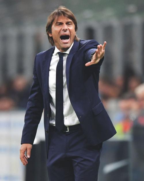 意甲各队主帅年薪排行:孔蒂800万欧居首,阿莱格里500万欧次之