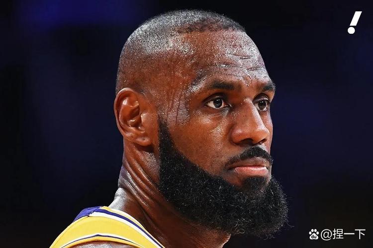 那年18！安东尼在03年时曾质疑詹姆斯的年龄：你其实有21岁了吧？