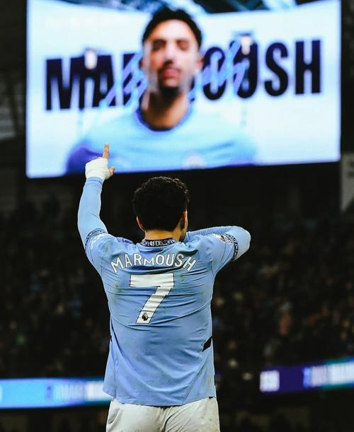 马尔穆什参加“踢球风格