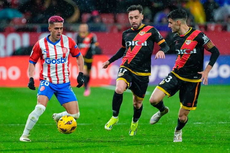 疯狂!皇家奥维耶多97分钟读秒绝平3-3赫罗纳,单场三粒点球