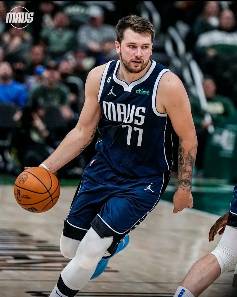 纯控卫已在阵中!吉莱斯皮13中5得15分3板12助 正负值+19仍输球