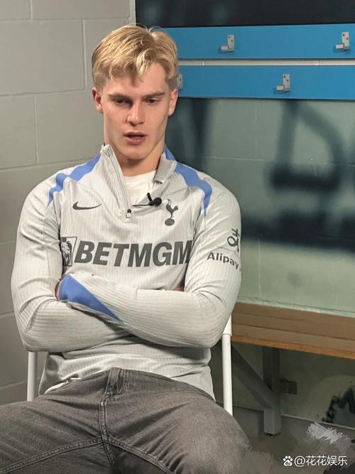 枪手小将安努斯曾效力热刺青训,还曾“承认”自己是拉什福德弟弟