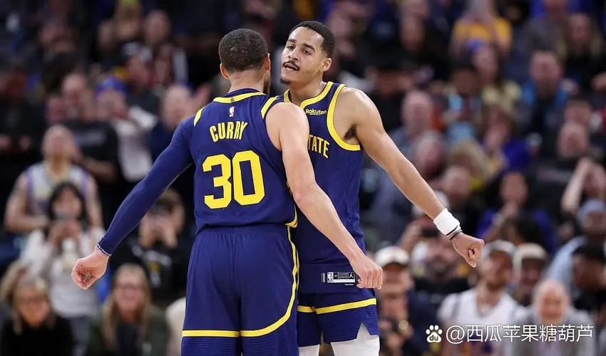 芬奇：麦丹打得非常自如 进攻端做出了很棒的决策效率极高