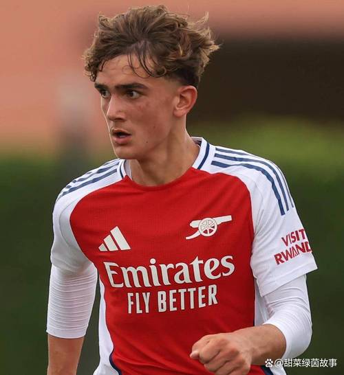 理查兹谈枪手小将道曼:担忧他的未来,因为他和萨卡踢同样的位置