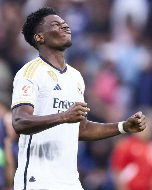 罗马诺:阿拉巴预计在赛季末离队,他和皇马没有任何续约对话