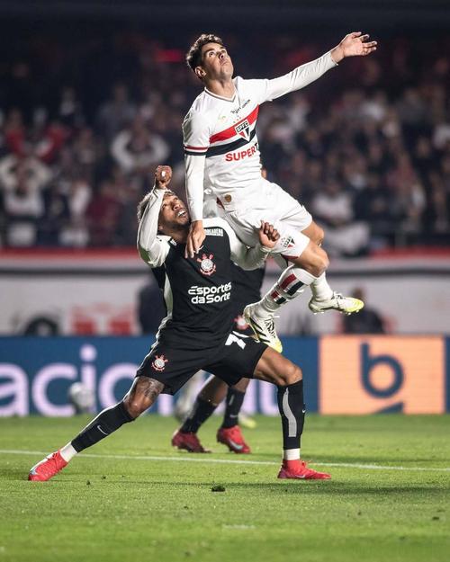 差5球达成百球里程碑！格纳布里出战250场德甲比赛，打进95球