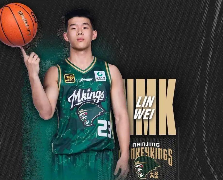 小吧探班林葳今日战莱斯大学：赛前参与全队合练 热身状态出色