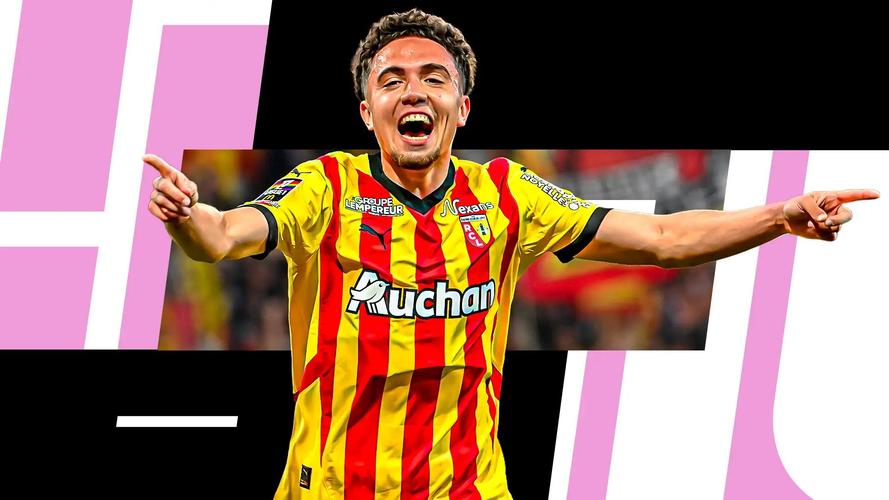 意媒：尤文正与皇马、曼联等队竞争19岁波尔图中场弗罗霍尔特