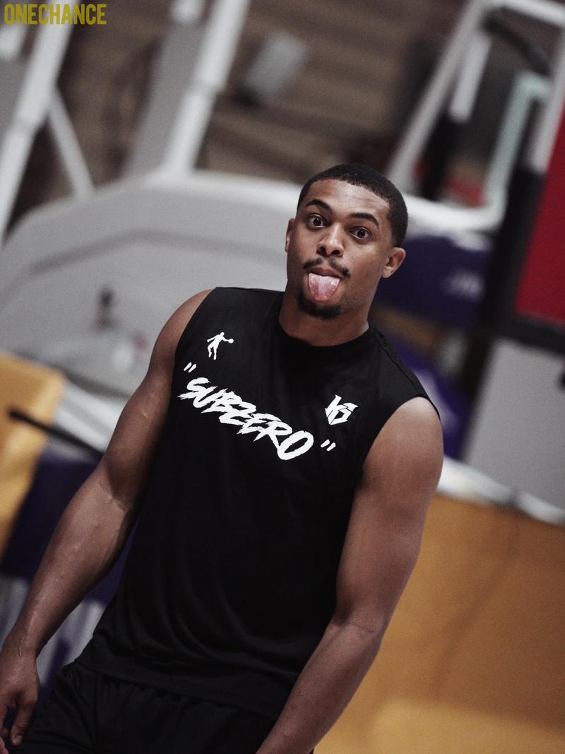 凯尔特人下属球队签下基翁·约翰逊！上赛季代表篮网场均10.6分！